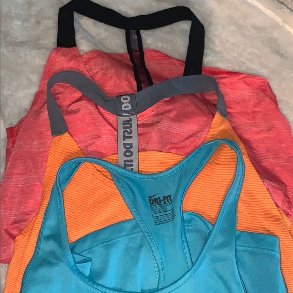 3 NIKE TANKS✨✨✨